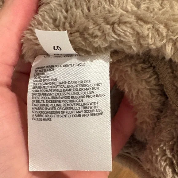 Uniqlo Women's Teddy Zip-Up Jacket in Beige - Picture 5 of 6